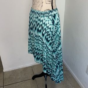 🎄 New York and company new with tags never worn tie dye type print skirt